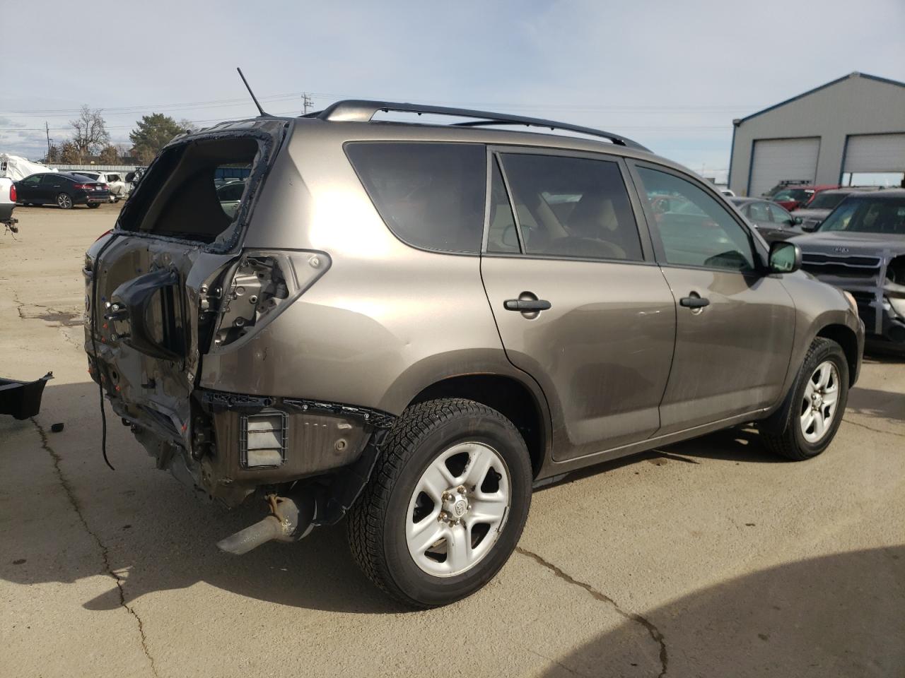 Photo 2 VIN: 2T3BF4DV6AW074492 - TOYOTA RAV 4 