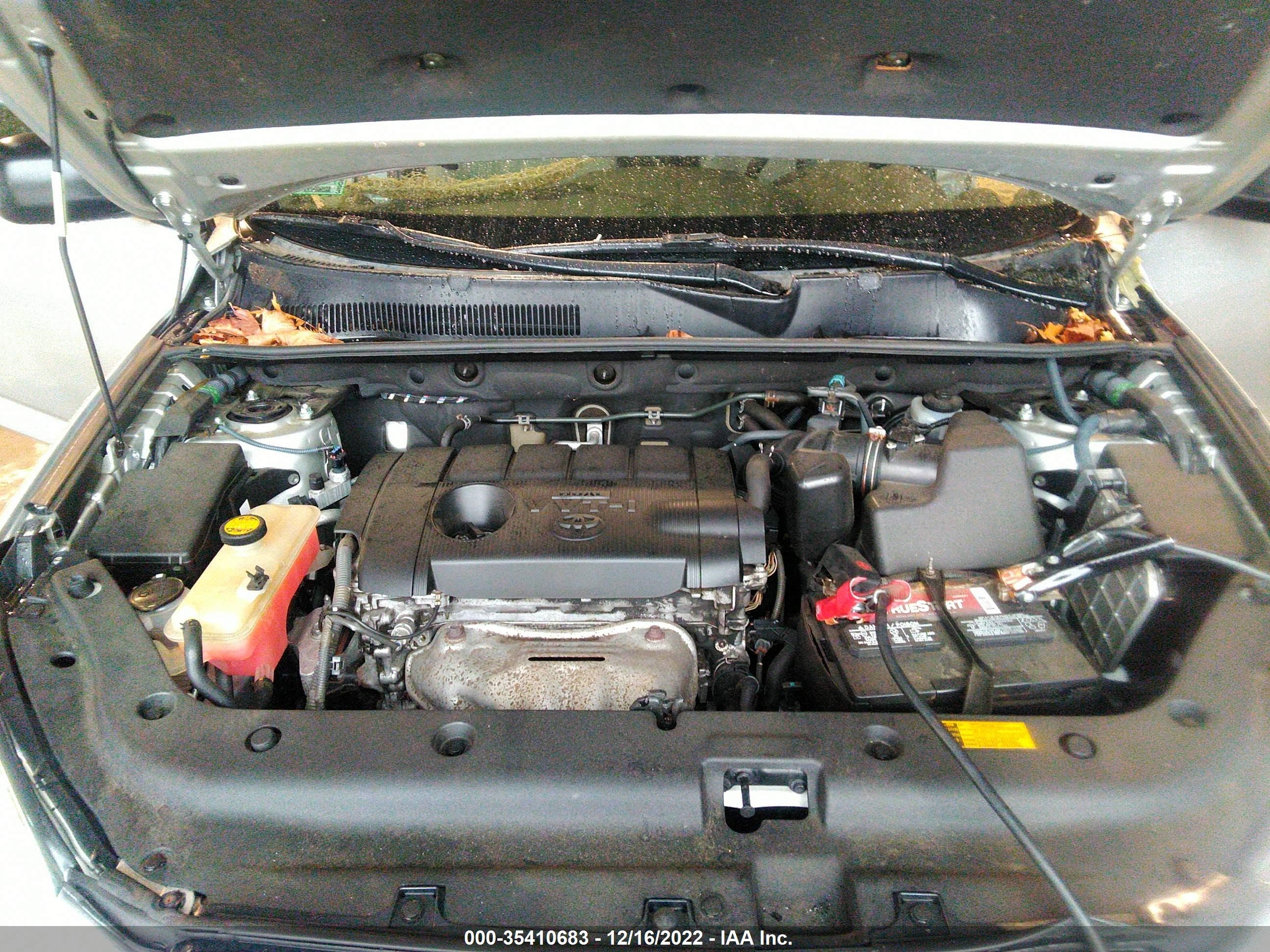 Photo 9 VIN: 2T3BF4DV6BW158877 - TOYOTA RAV 4 