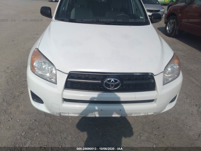 Photo 5 VIN: 2T3BF4DV6CW215385 - TOYOTA RAV4 