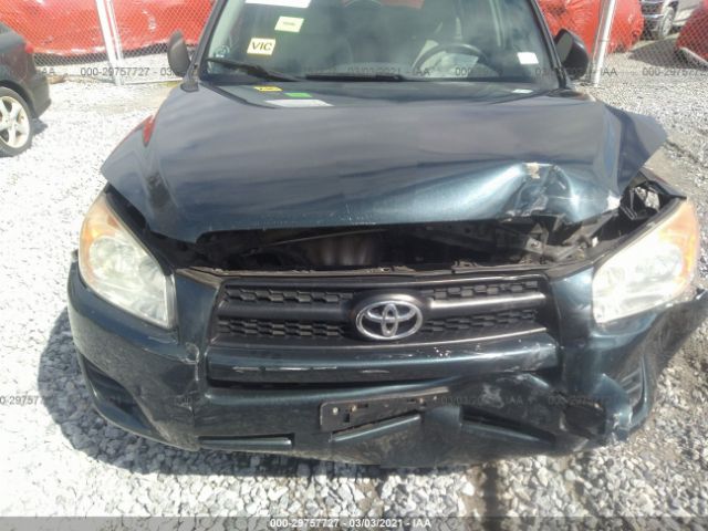 Photo 5 VIN: 2T3BF4DV6CW242781 - TOYOTA RAV4 