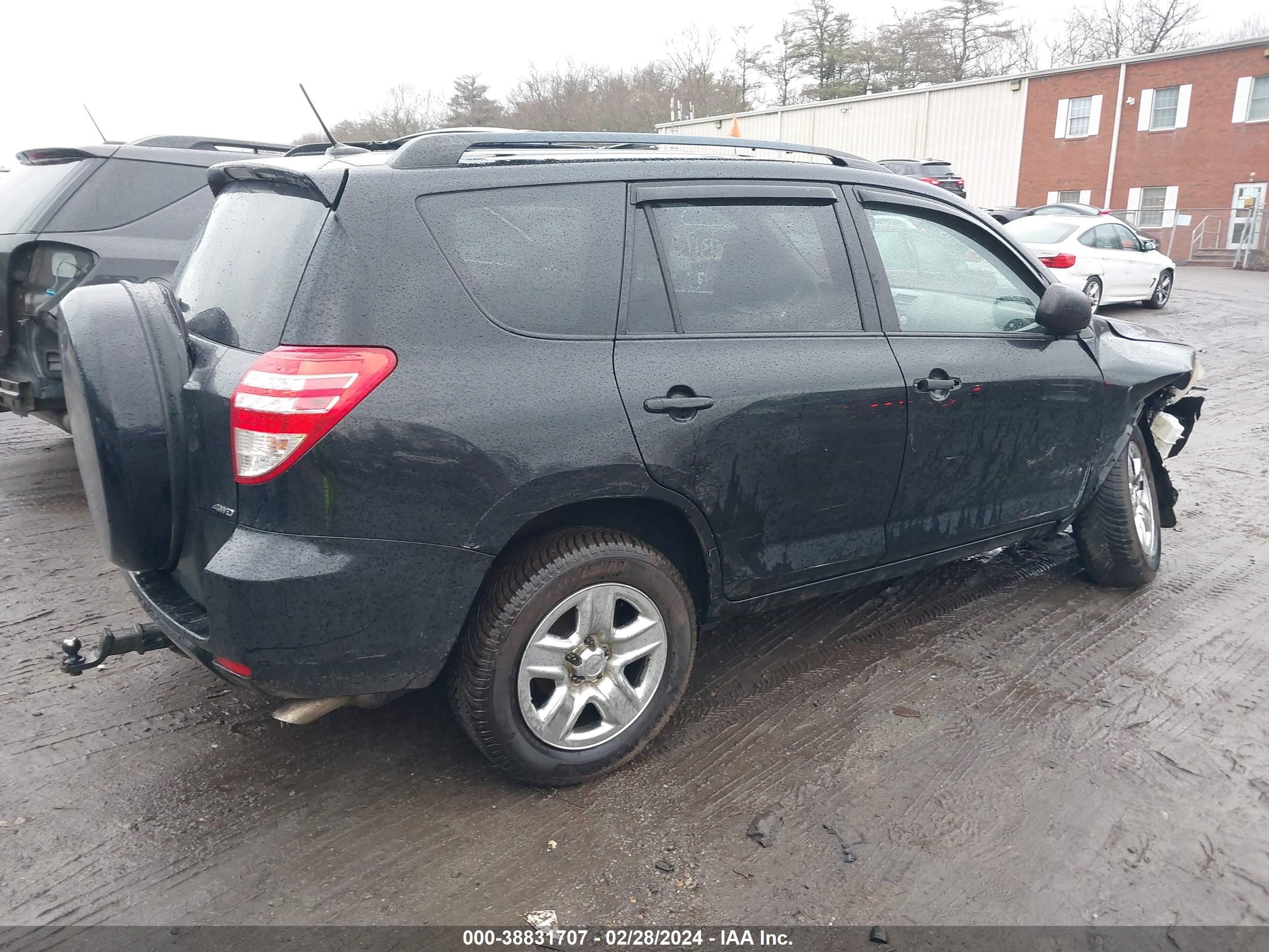 Photo 3 VIN: 2T3BF4DV7AW036284 - TOYOTA RAV 4 