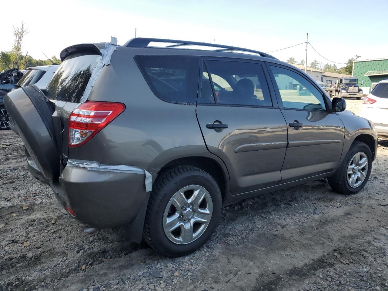 Photo 2 VIN: 2T3BF4DV7BW096907 - TOYOTA RAV 4 