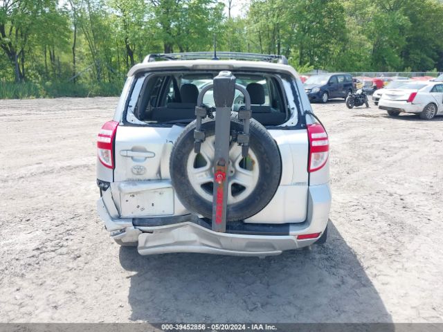 Photo 5 VIN: 2T3BF4DV7BW126990 - TOYOTA RAV4 