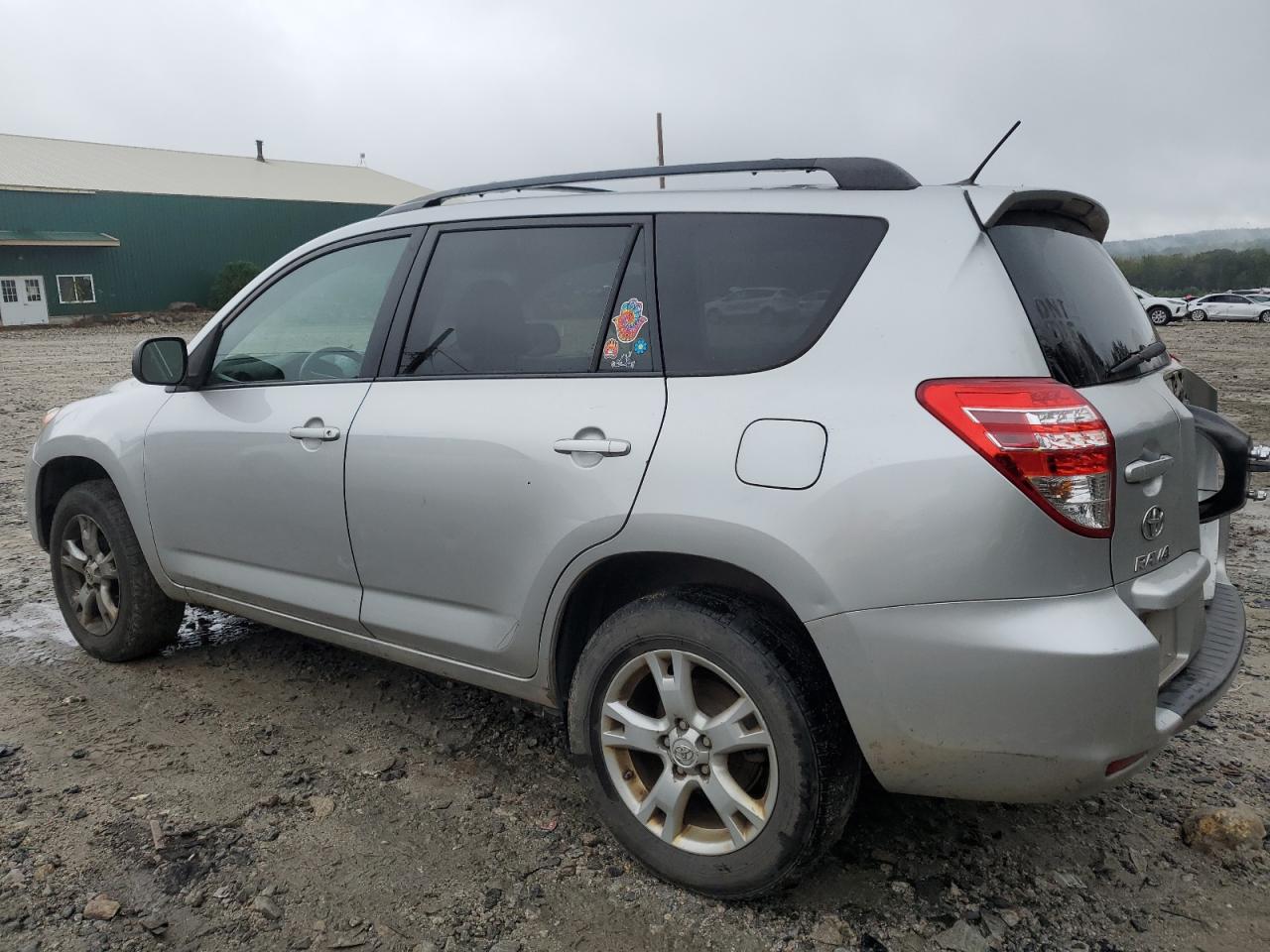 Photo 1 VIN: 2T3BF4DV7BW127914 - TOYOTA RAV 4 