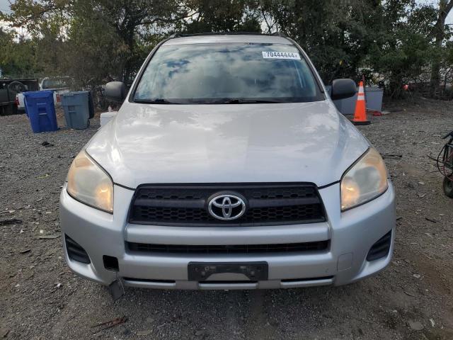 Photo 4 VIN: 2T3BF4DV7BW128299 - TOYOTA RAV4 