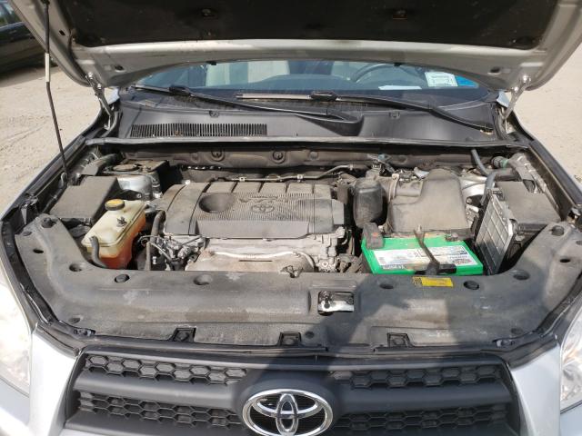 Photo 6 VIN: 2T3BF4DV7BW173565 - TOYOTA RAV4 