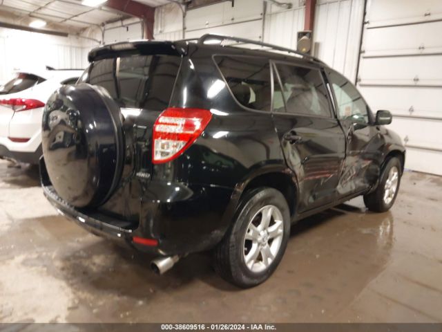 Photo 3 VIN: 2T3BF4DV7CW220613 - TOYOTA RAV4 