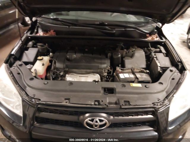 Photo 9 VIN: 2T3BF4DV7CW220613 - TOYOTA RAV4 