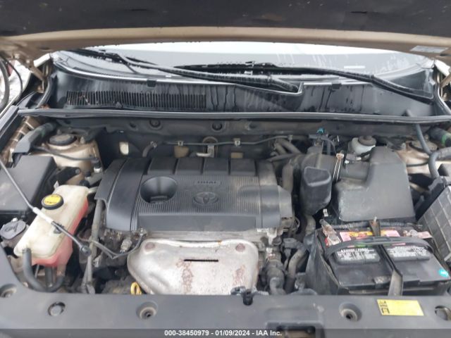 Photo 9 VIN: 2T3BF4DV7CW225004 - TOYOTA RAV4 