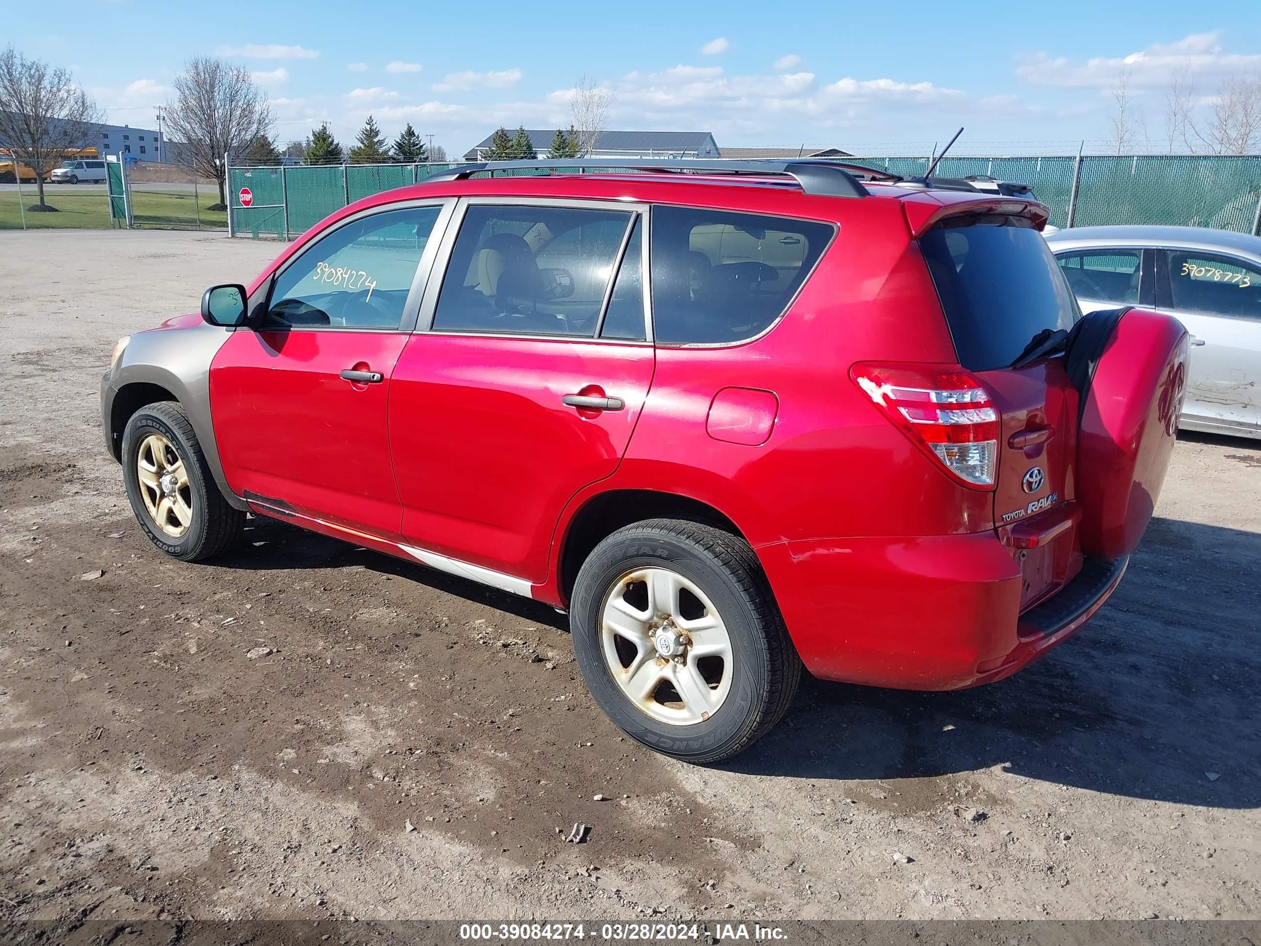 Photo 2 VIN: 2T3BF4DV8AW066040 - TOYOTA RAV 4 