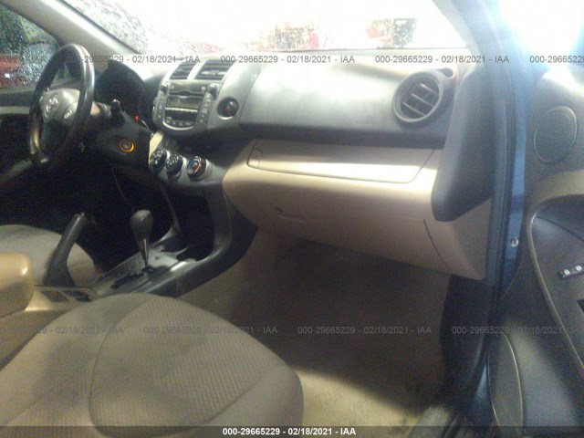 Photo 4 VIN: 2T3BF4DV8BW082711 - TOYOTA RAV4 