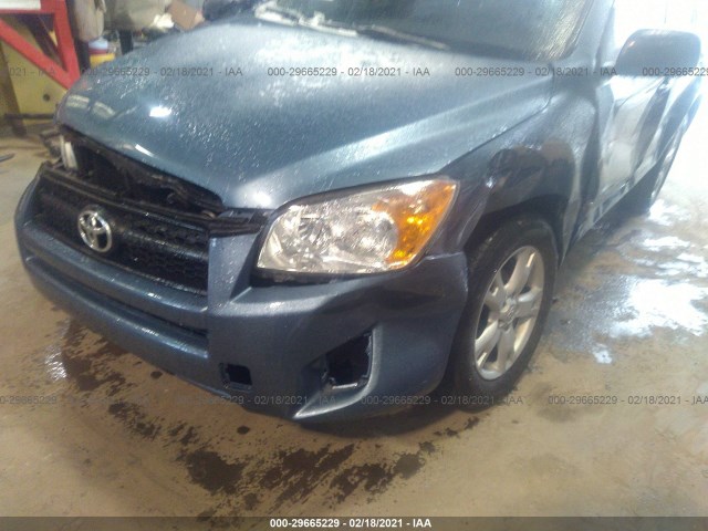 Photo 5 VIN: 2T3BF4DV8BW082711 - TOYOTA RAV4 