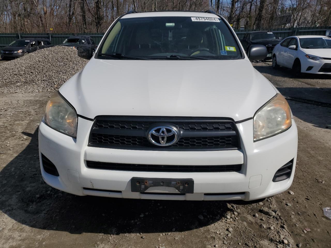 Photo 4 VIN: 2T3BF4DV8BW130854 - TOYOTA RAV 4 