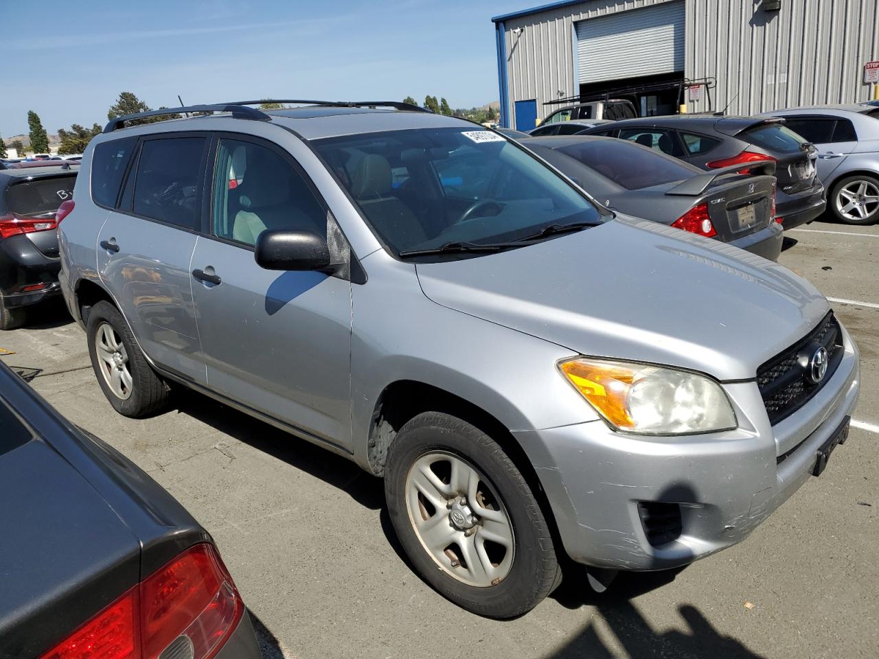 Photo 3 VIN: 2T3BF4DV8BW134595 - TOYOTA RAV 4 