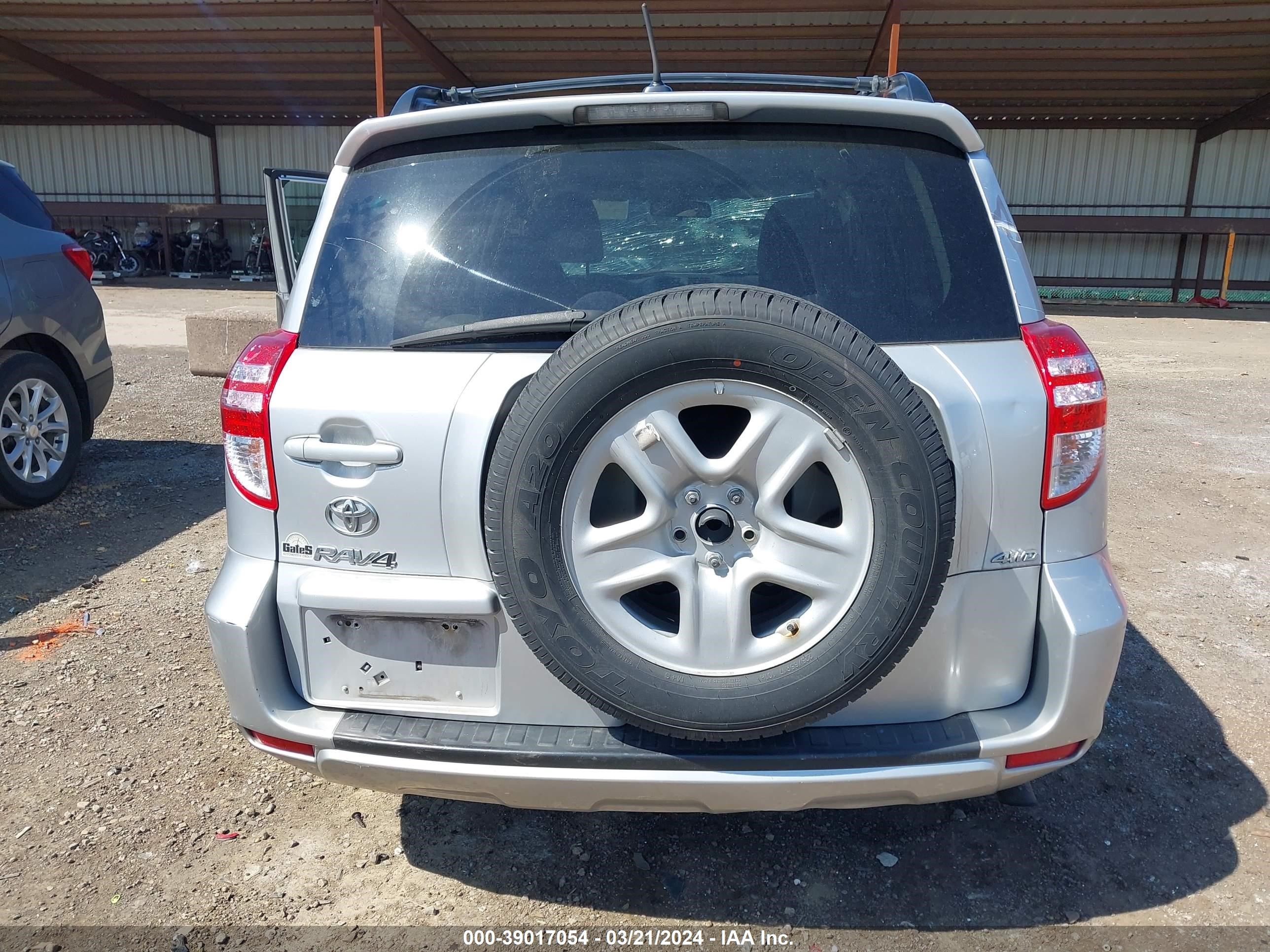 Photo 16 VIN: 2T3BF4DV8BW150750 - TOYOTA RAV 4 