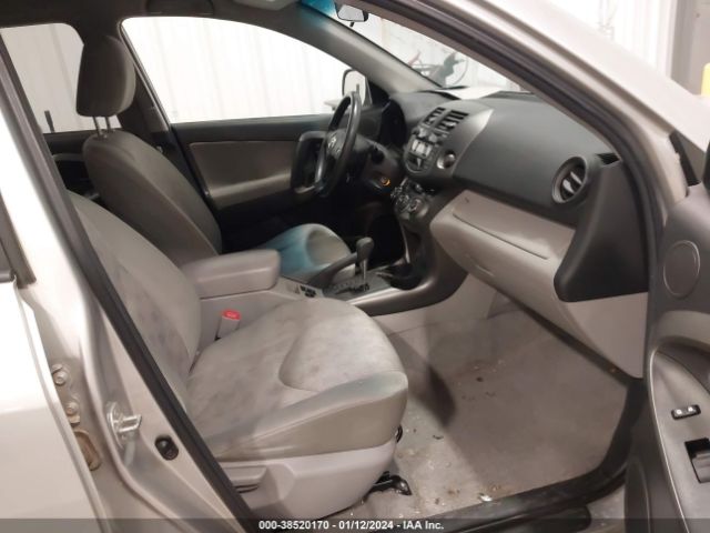 Photo 4 VIN: 2T3BF4DV8BW158721 - TOYOTA RAV4 