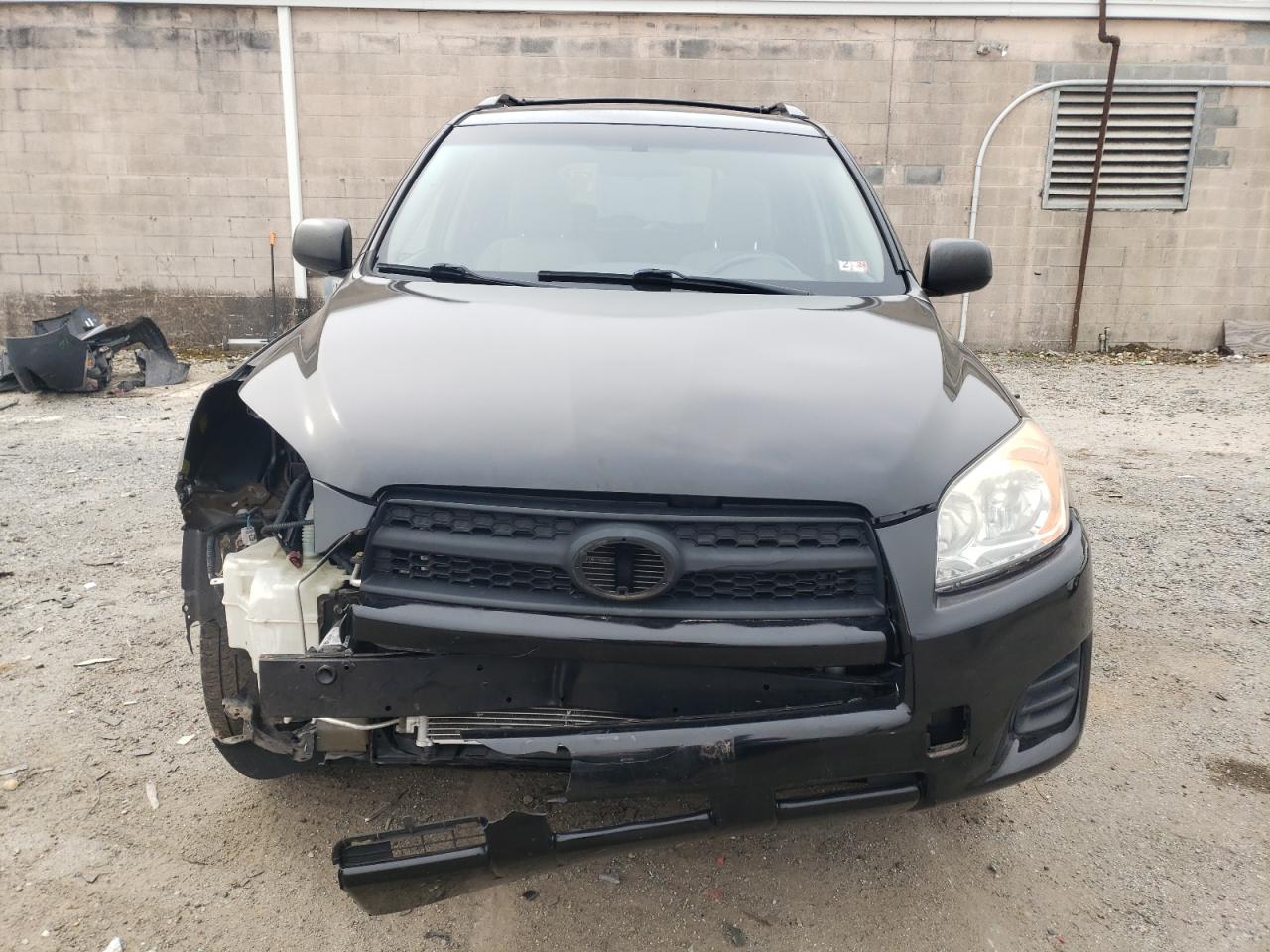 Photo 5 VIN: 2T3BF4DV8BW162476 - TOYOTA RAV 4 