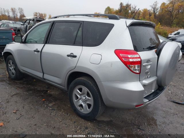 Photo 2 VIN: 2T3BF4DV8CW179215 - TOYOTA RAV4 