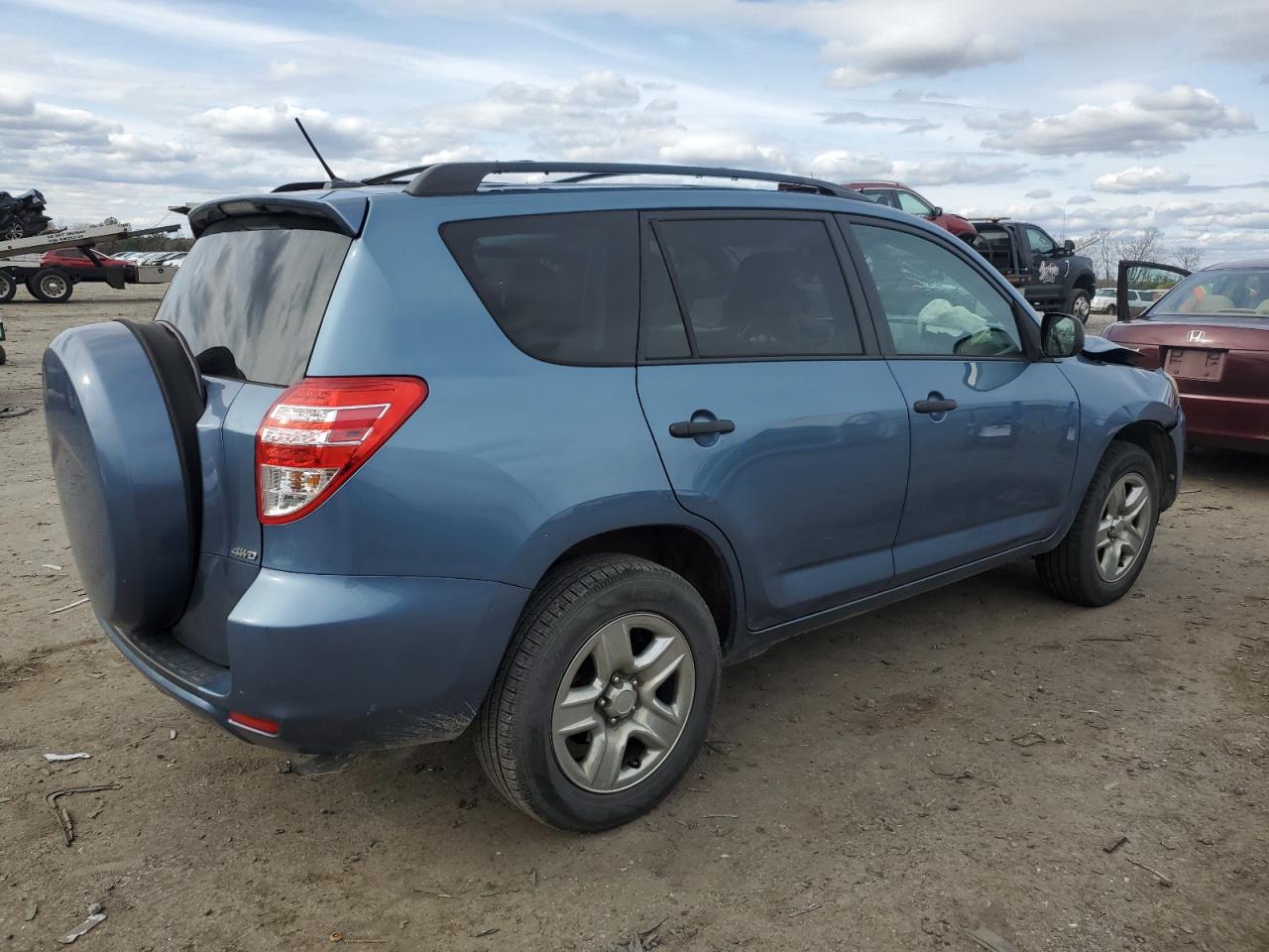 Photo 2 VIN: 2T3BF4DV8CW182793 - TOYOTA RAV 4 