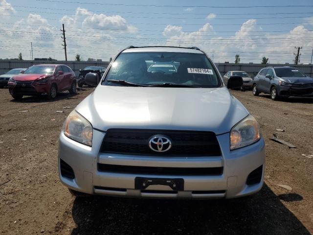 Photo 4 VIN: 2T3BF4DV9AW070999 - TOYOTA RAV4 