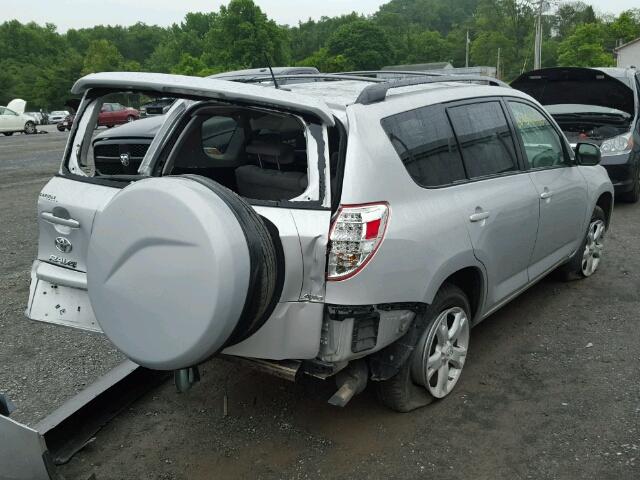 Photo 3 VIN: 2T3BF4DV9BW092809 - TOYOTA RAV4 