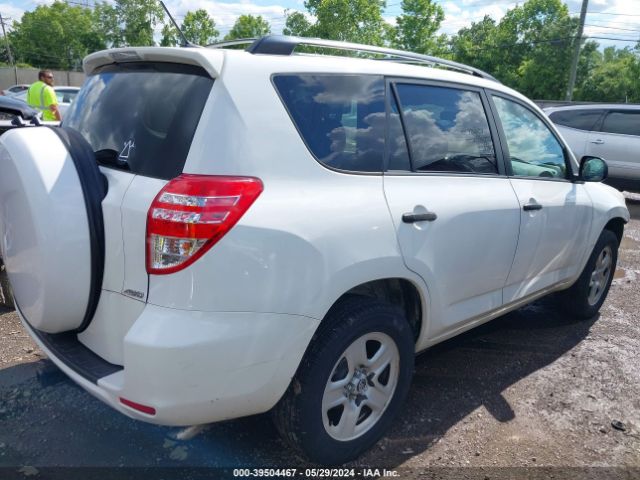 Photo 3 VIN: 2T3BF4DV9BW124982 - TOYOTA RAV4 