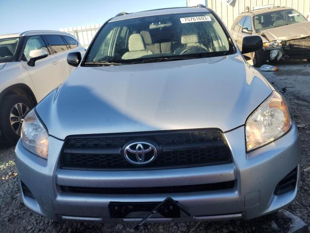 Photo 4 VIN: 2T3BF4DV9BW149252 - TOYOTA RAV4 