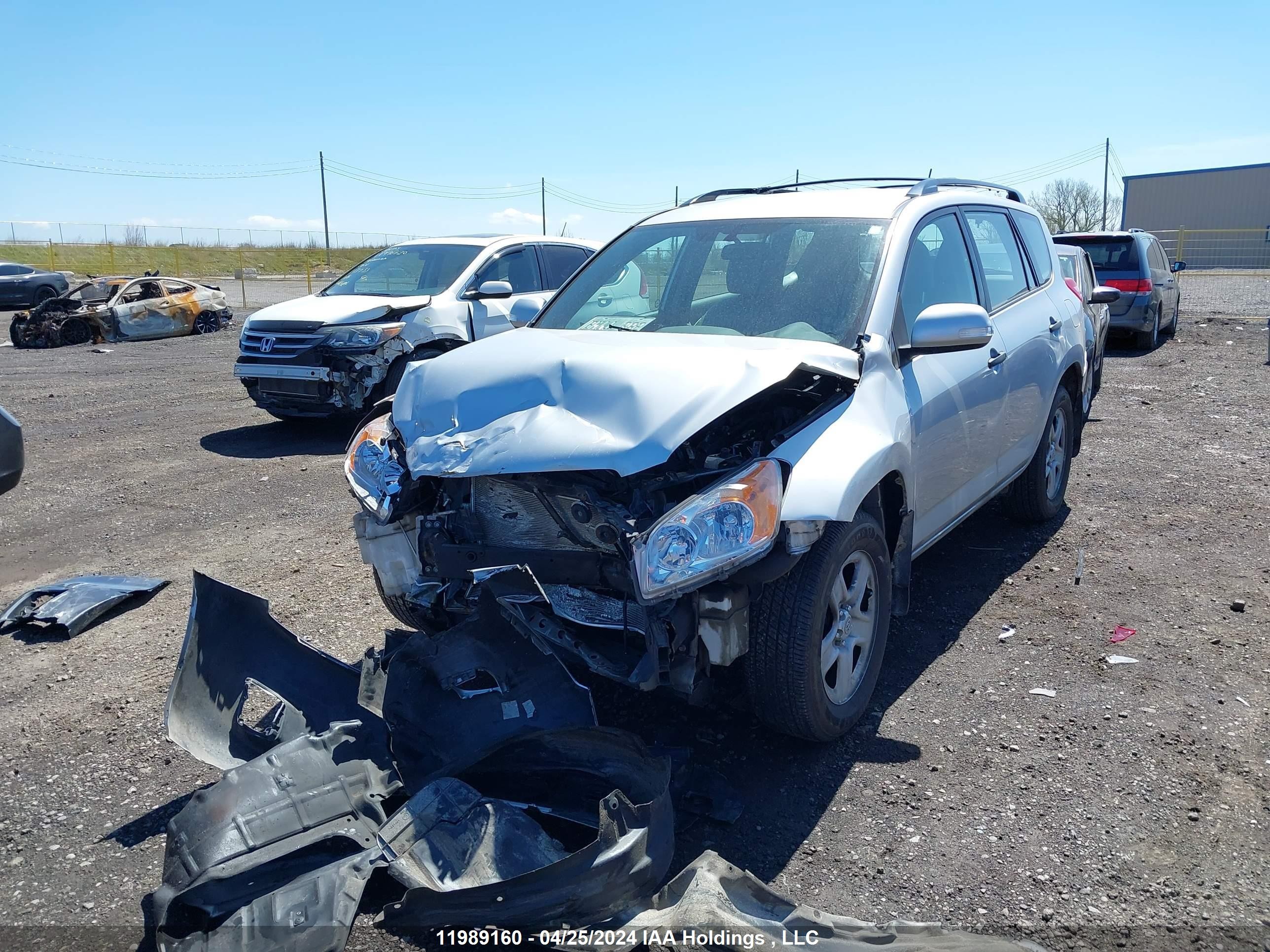 Photo 1 VIN: 2T3BF4DV9BW162230 - TOYOTA RAV 4 