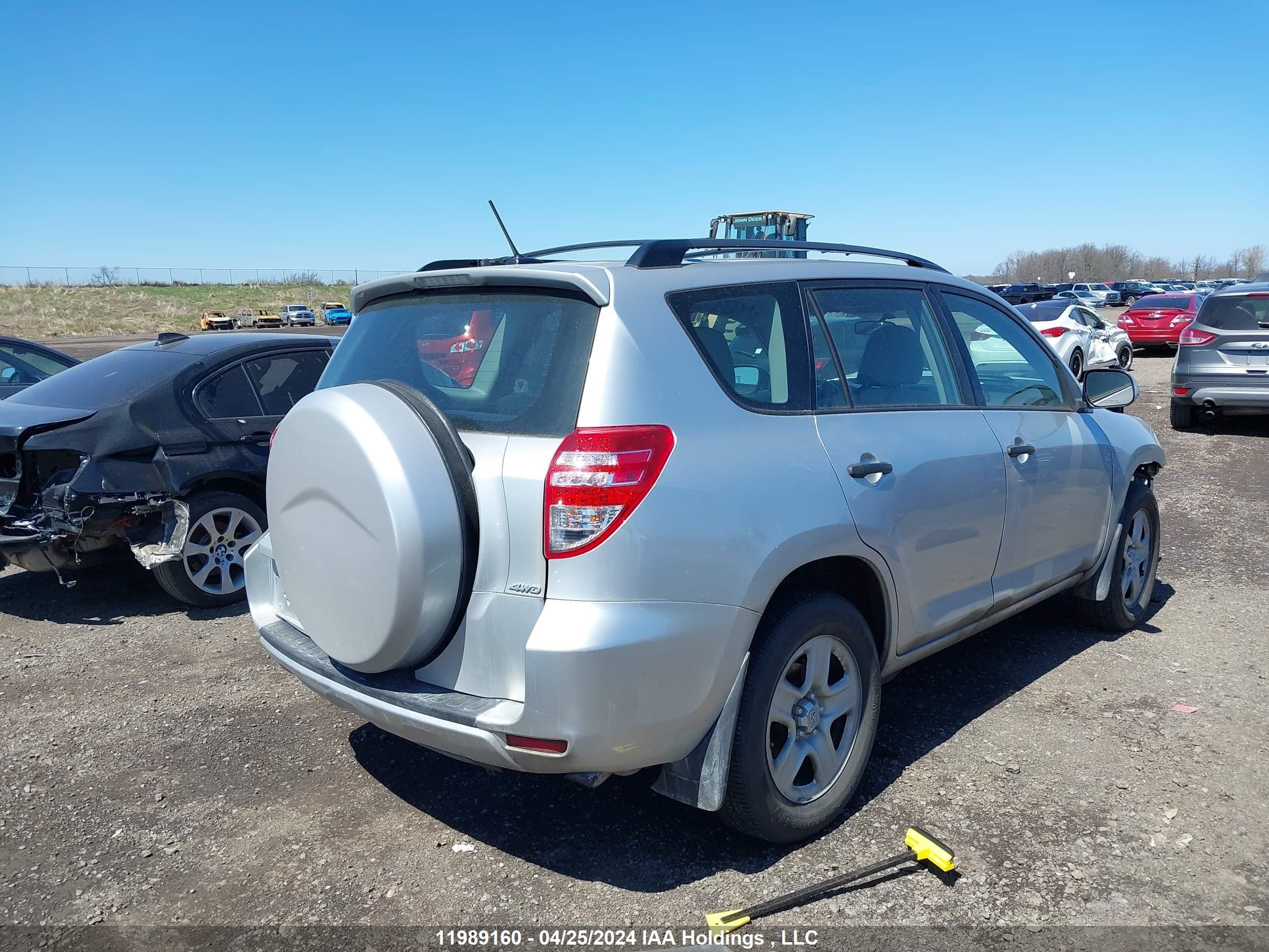 Photo 3 VIN: 2T3BF4DV9BW162230 - TOYOTA RAV 4 