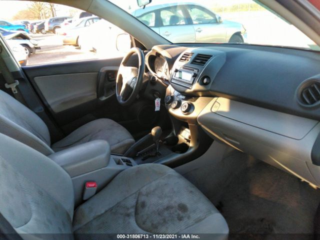 Photo 4 VIN: 2T3BF4DV9CW201366 - TOYOTA RAV4 