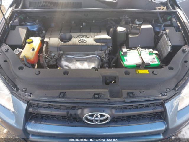 Photo 9 VIN: 2T3BF4DV9CW208091 - TOYOTA RAV4 