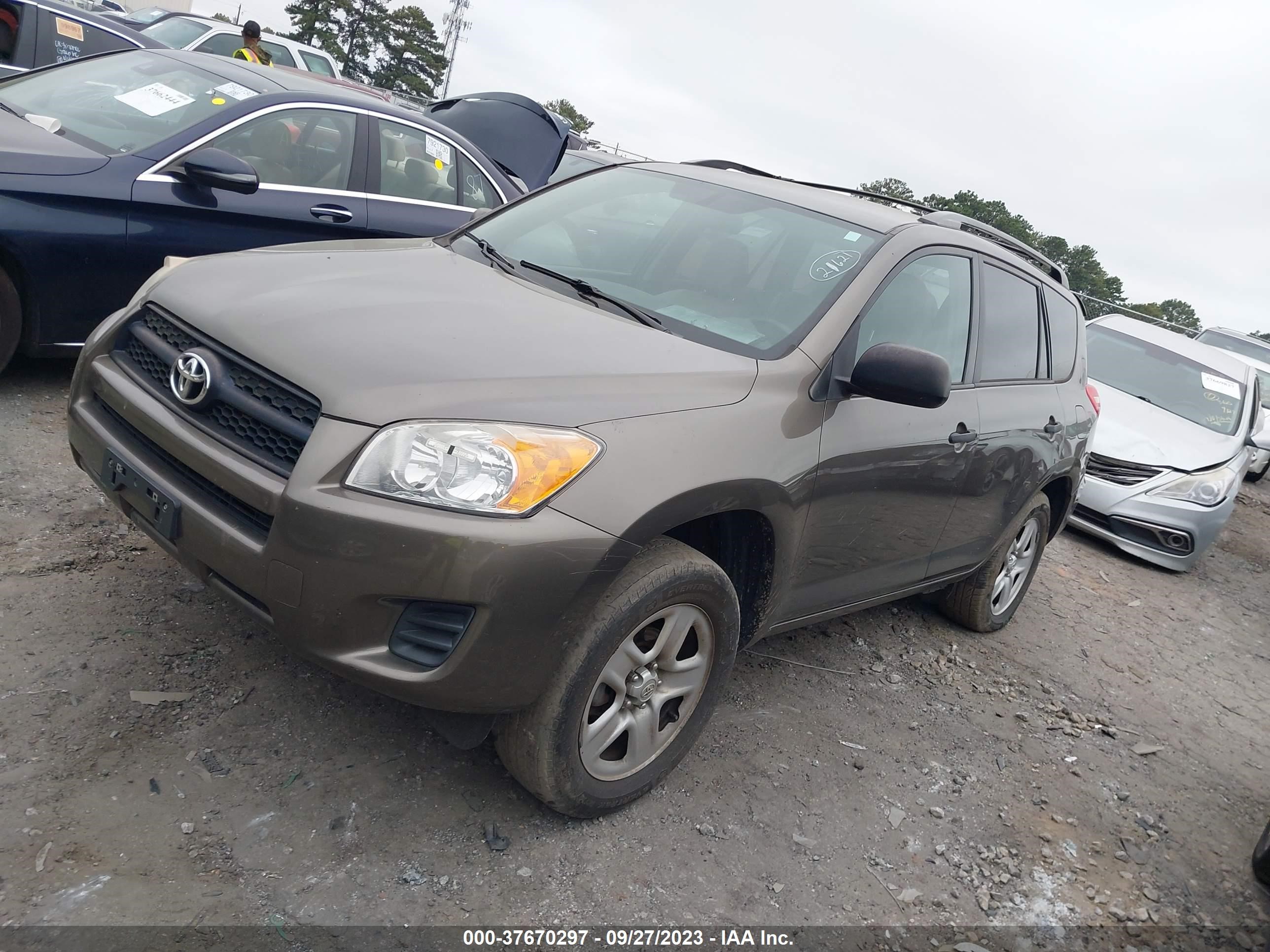 Photo 1 VIN: 2T3BF4DV9CW238692 - TOYOTA RAV 4 