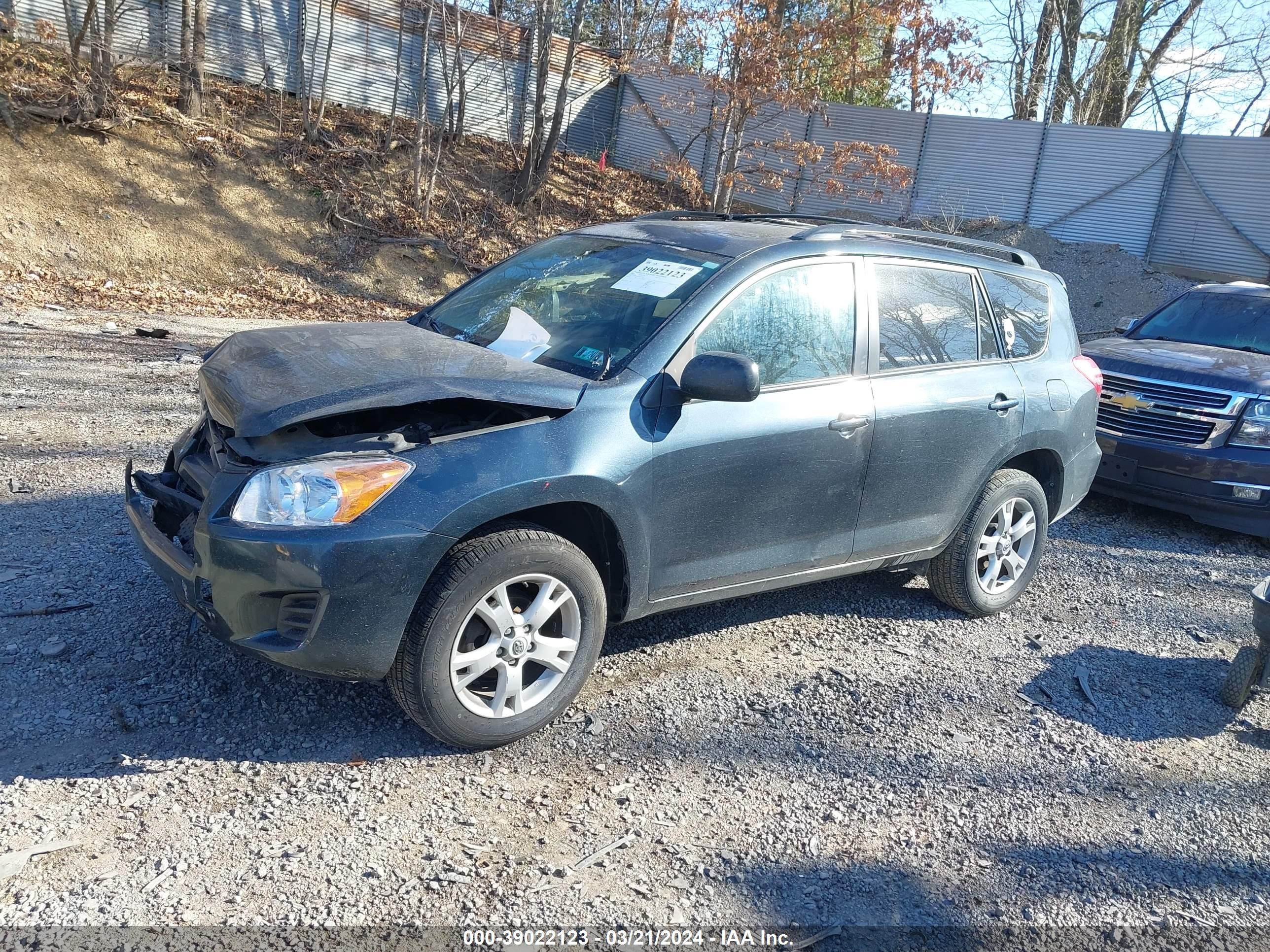 Photo 1 VIN: 2T3BF4DV9CW253242 - TOYOTA RAV 4 