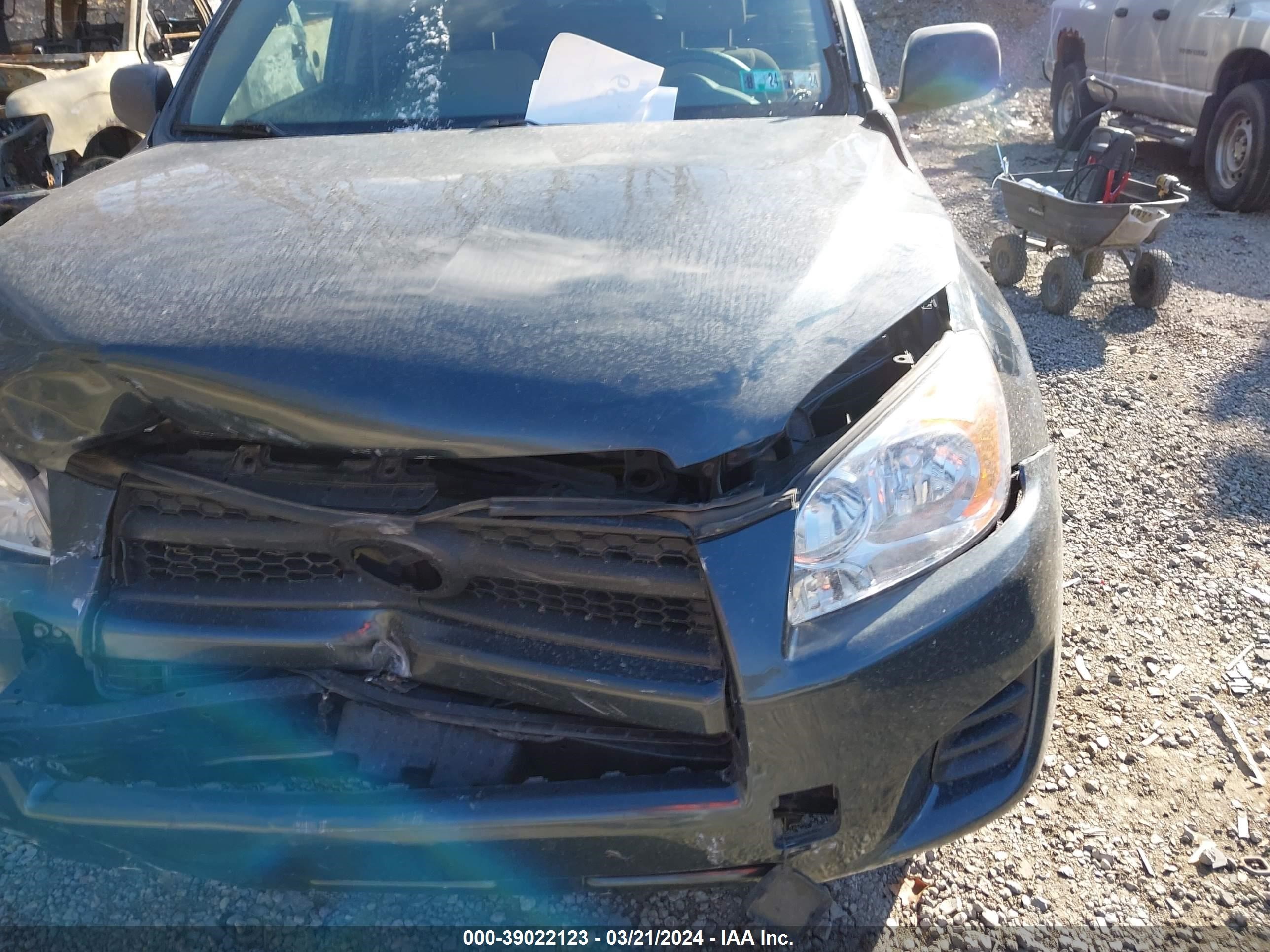 Photo 14 VIN: 2T3BF4DV9CW253242 - TOYOTA RAV 4 