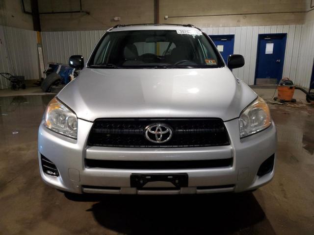 Photo 4 VIN: 2T3BF4DVXAW049207 - TOYOTA RAV4 