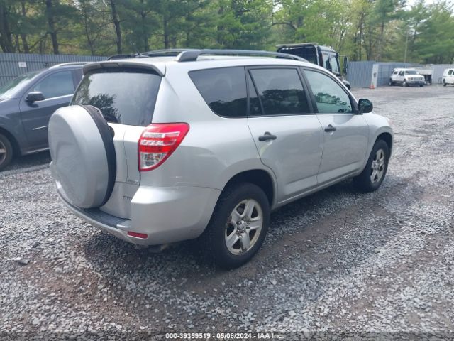 Photo 3 VIN: 2T3BF4DVXAW070400 - TOYOTA RAV4 