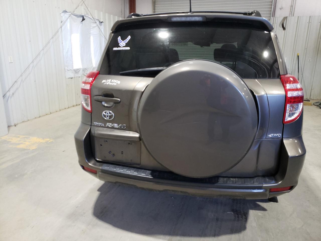 Photo 5 VIN: 2T3BF4DVXAW078383 - TOYOTA RAV 4 