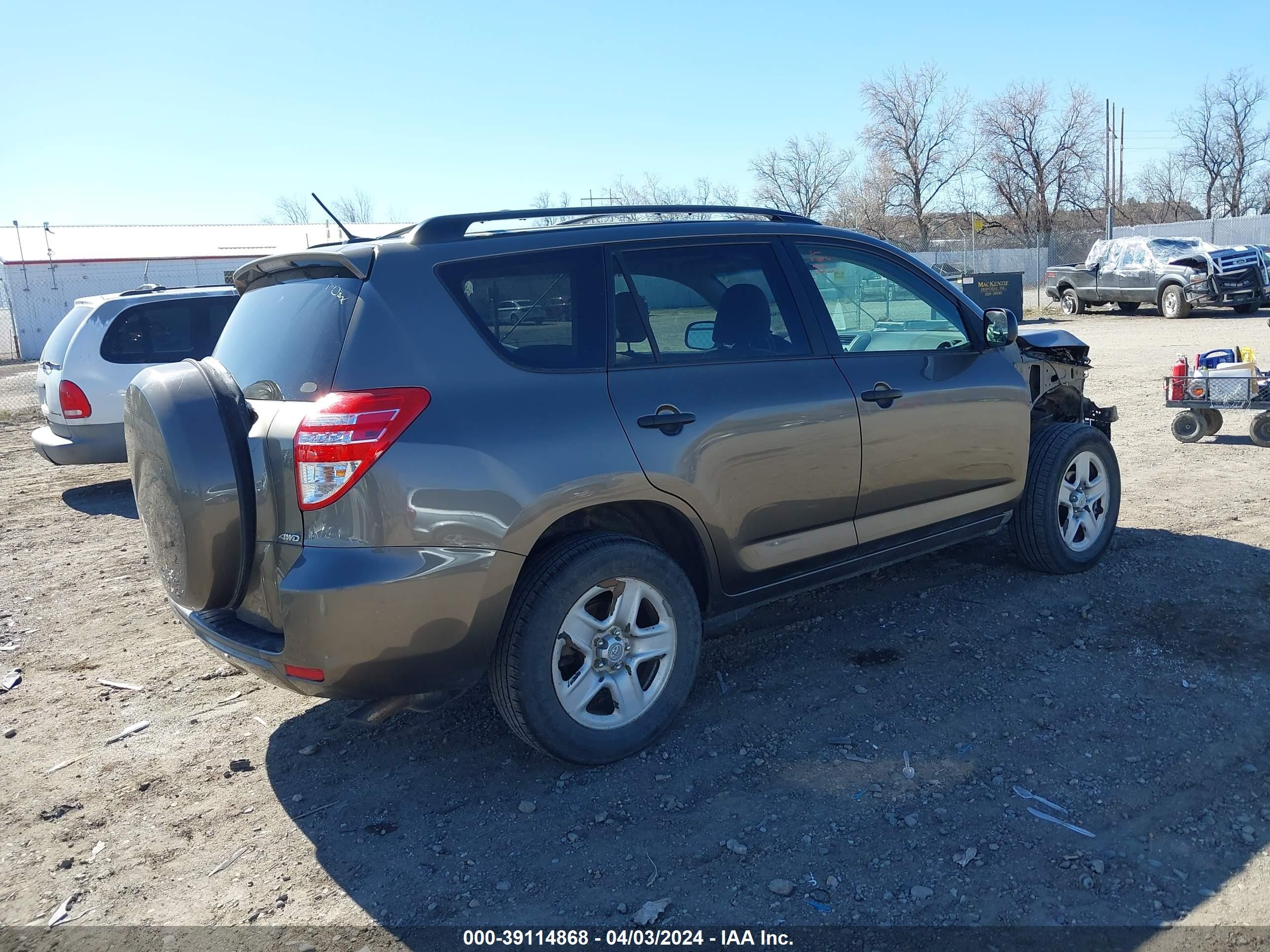 Photo 3 VIN: 2T3BF4DVXBW105955 - TOYOTA RAV 4 