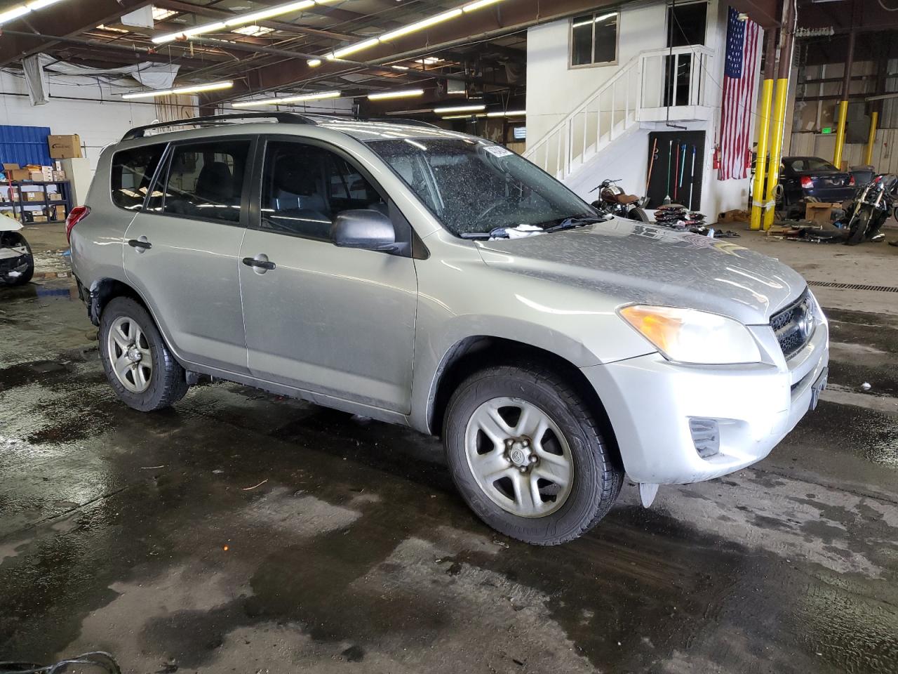 Photo 3 VIN: 2T3BF4DVXCW194038 - TOYOTA RAV 4 