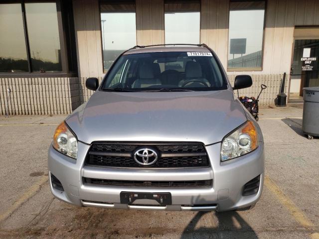 Photo 4 VIN: 2T3BF4DVXCW205667 - TOYOTA RAV4 