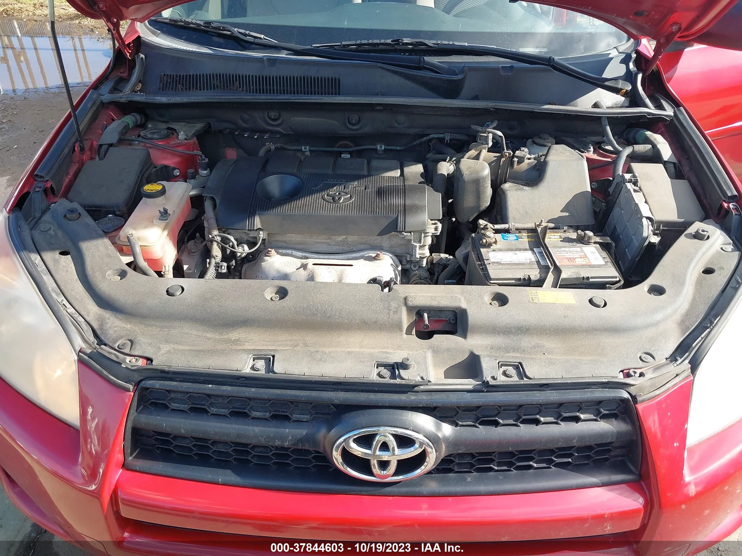 Photo 9 VIN: 2T3BF4DVXCW207354 - TOYOTA RAV 4 