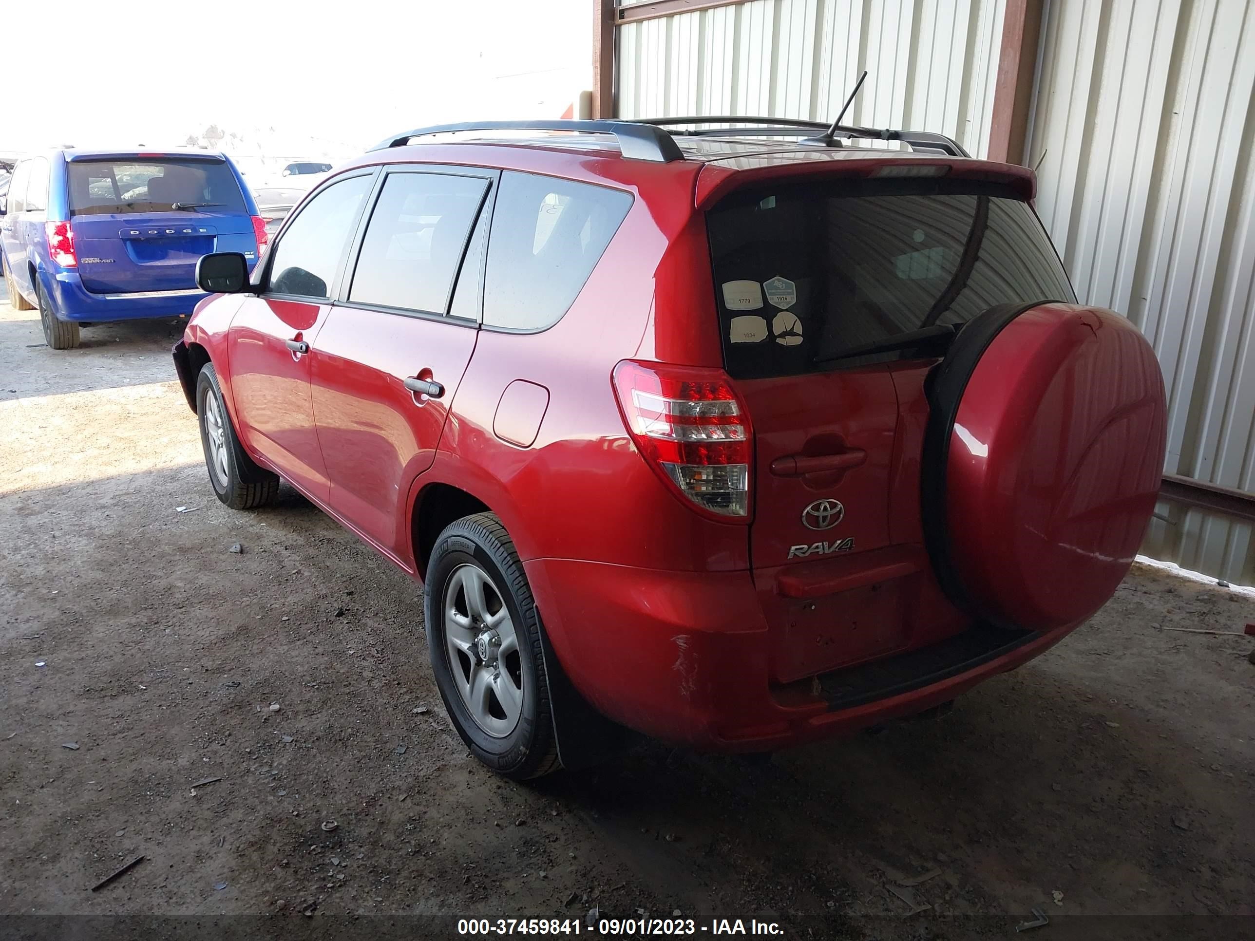 Photo 2 VIN: 2T3BF4DVXCW245358 - TOYOTA RAV 4 