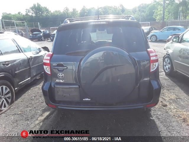 Photo 5 VIN: 2T3BF4DVXCW257669 - TOYOTA RAV4 