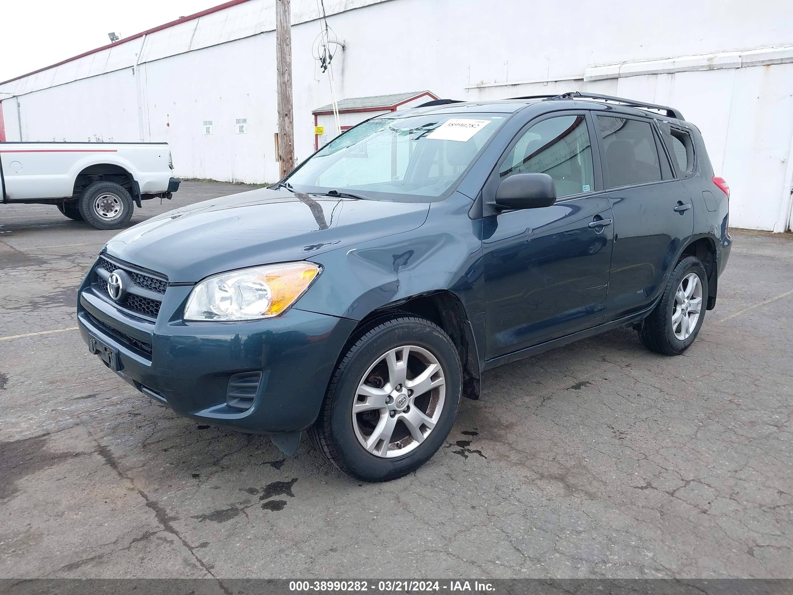 Photo 1 VIN: 2T3BF4DVXCW259437 - TOYOTA RAV 4 