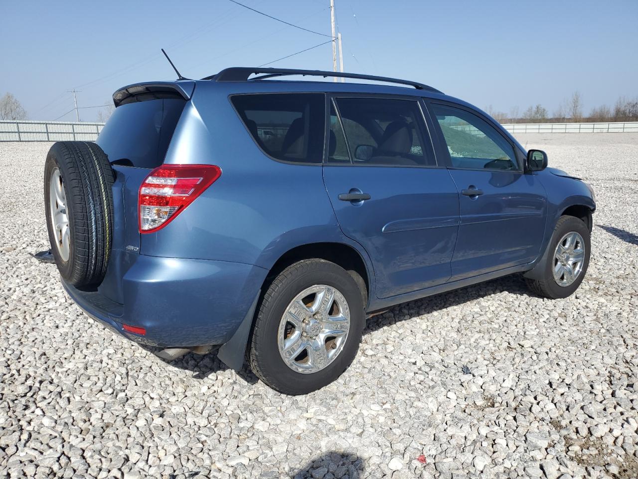 Photo 2 VIN: 2T3BF4DVXCW269482 - TOYOTA RAV 4 