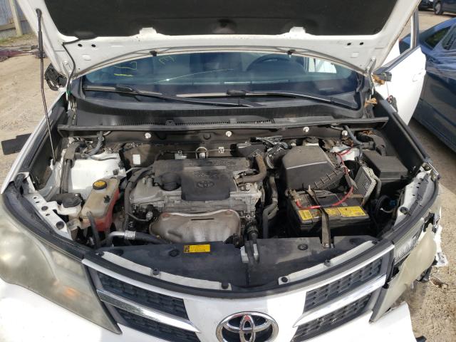 Photo 6 VIN: 2T3BFREV0DW060670 - TOYOTA RAV4 LE 