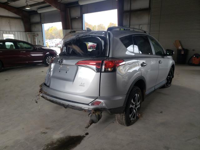 Photo 3 VIN: 2T3BFREV0HW573486 - TOYOTA RAV4 LE 