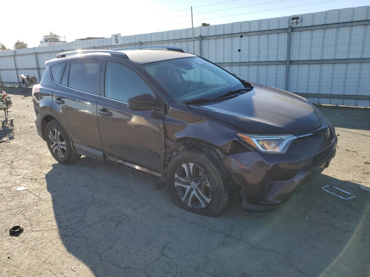 Photo 3 VIN: 2T3BFREV0HW650034 - TOYOTA RAV 4 