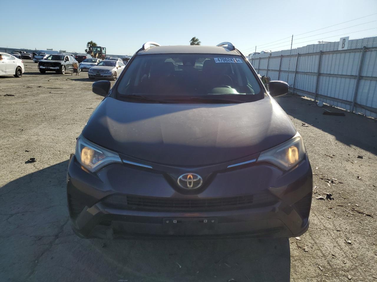 Photo 4 VIN: 2T3BFREV0HW650034 - TOYOTA RAV 4 