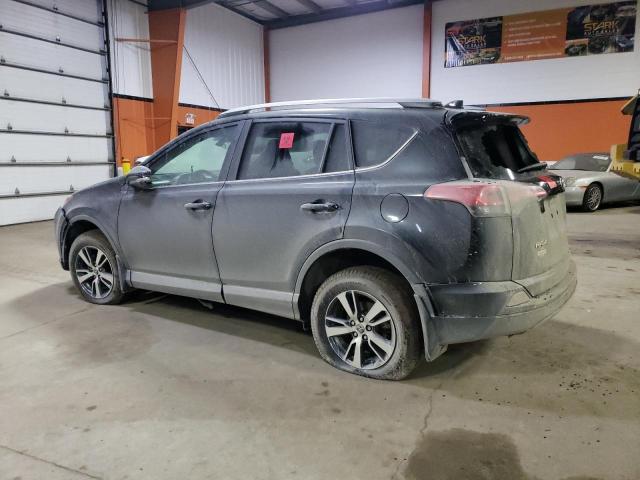 Photo 1 VIN: 2T3BFREV0JW723568 - TOYOTA RAV4 LE 